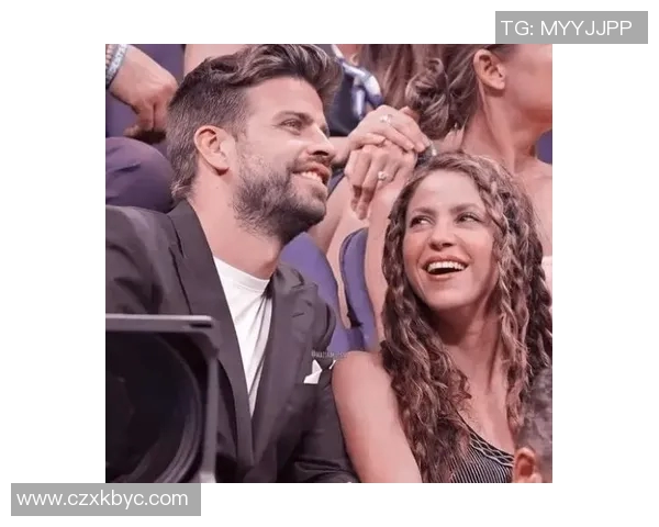 男明星追求足球明星的浪漫故事与背后的情感纠葛揭秘